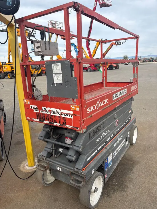 2018 Skyjack SJIII3226 Scissor Lift