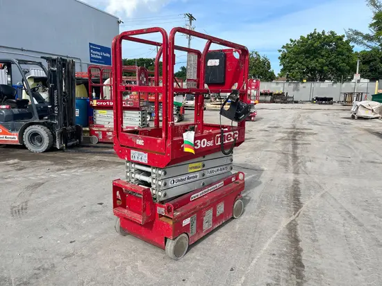 2018 MEC 1330SE Scissor Lift
