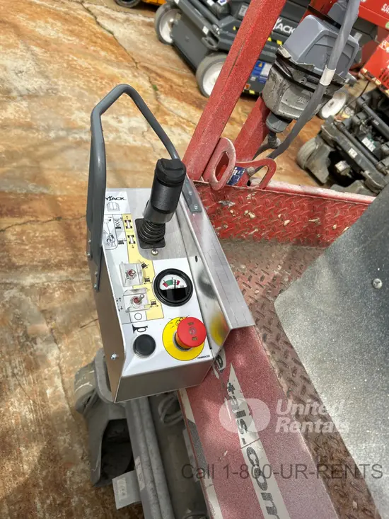 2018 Skyjack SJIII3219 Scissor Lift