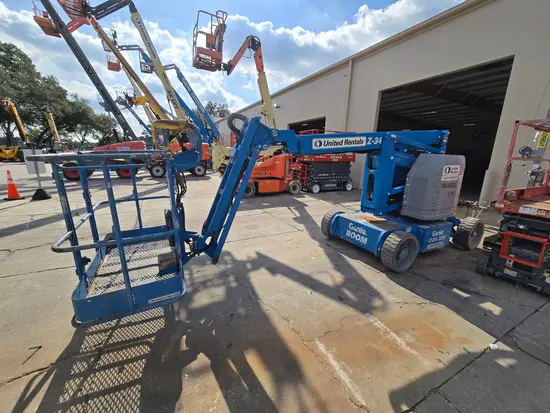2017 Genie Z-34/22N Articulating Boom Lift