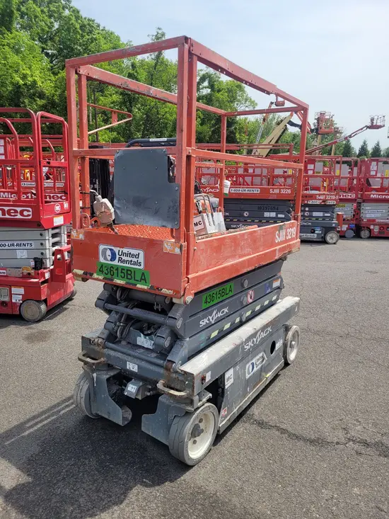 2017 Skyjack SJIII3219 Scissor Lift