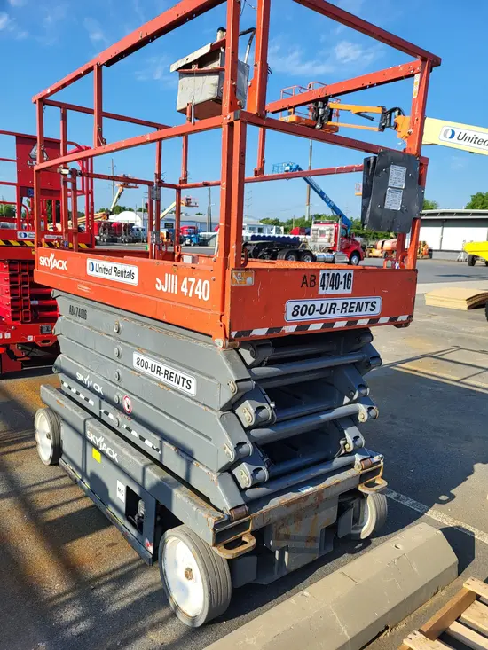 2018 Skyjack SJIII4740 Scissor Lift