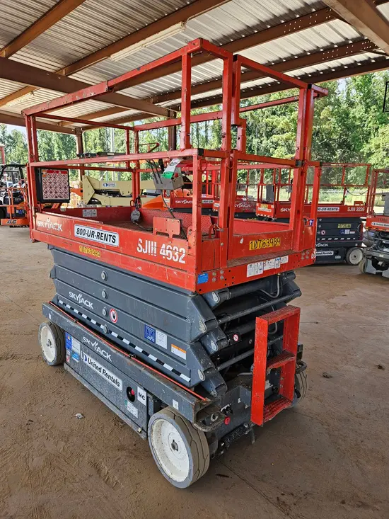 2018 Skyjack SJIII4632 Scissor Lift