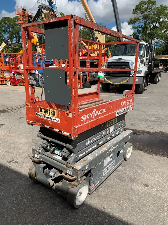 2018 Skyjack SJIII3219 Scissor Lift