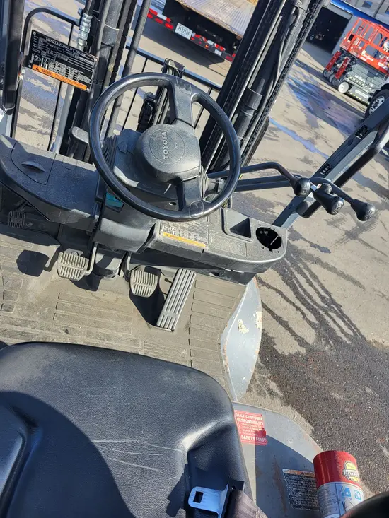 2019 Toyota 8FGU25 Warehouse Forklift