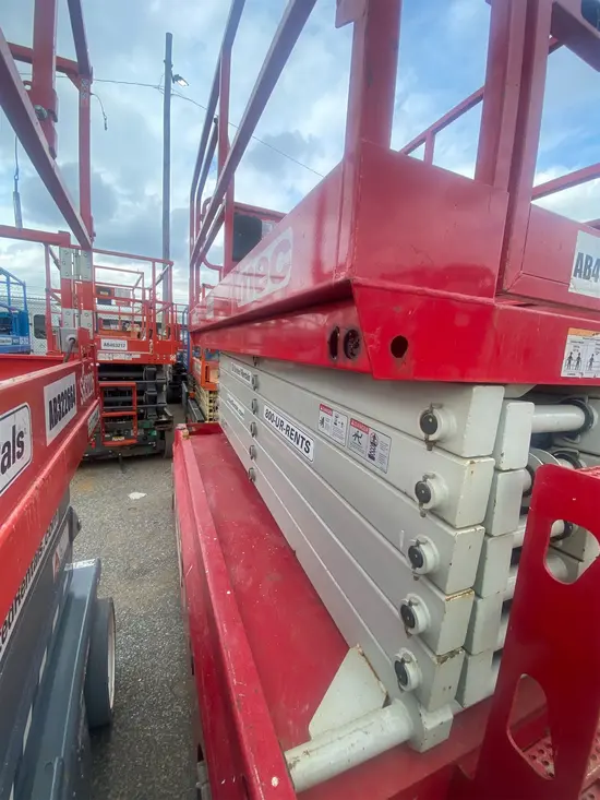 2018 MEC 4555SE Scissor Lift