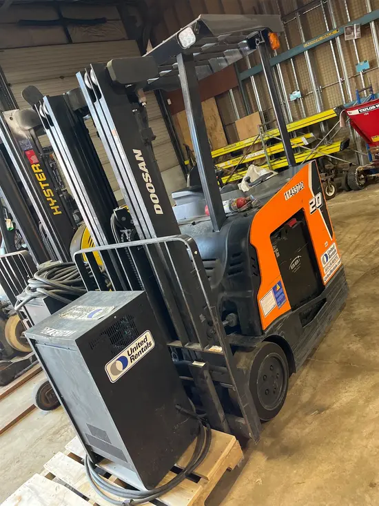 2022 Doosan B20SU-9 Warehouse Forklift