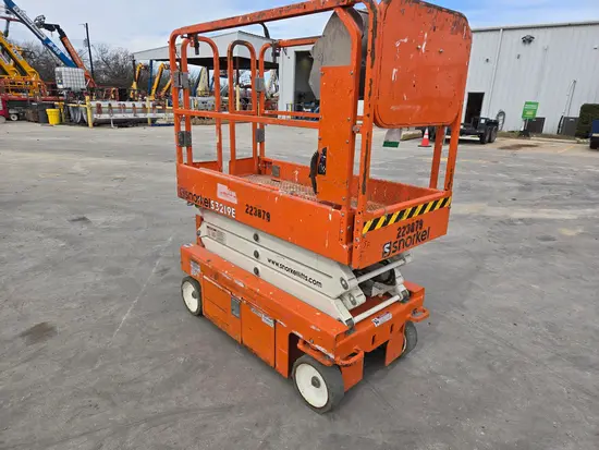 2019 Snorkel S3219E Scissor Lift