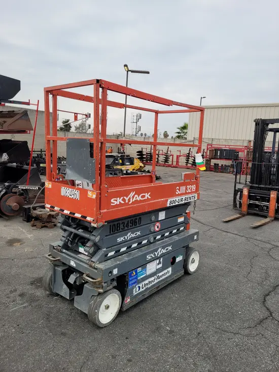 2018 Skyjack SJIII3219 Scissor Lift