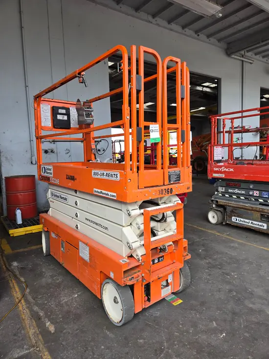2019 Snorkel S3226E Scissor Lift