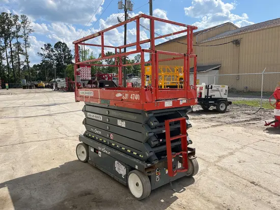 2017 Skyjack SJIII4740 Scissor Lift