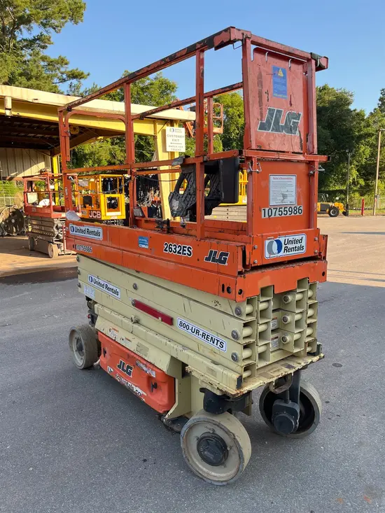 2018 JLG 2632ES Scissor Lift