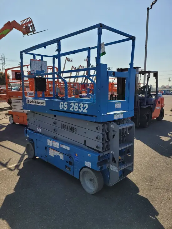 2017 Genie GS-2632 Scissor Lift