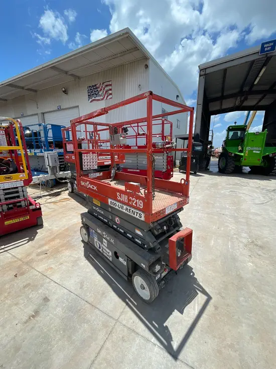 2018 Skyjack SJIII3219 Scissor Lift