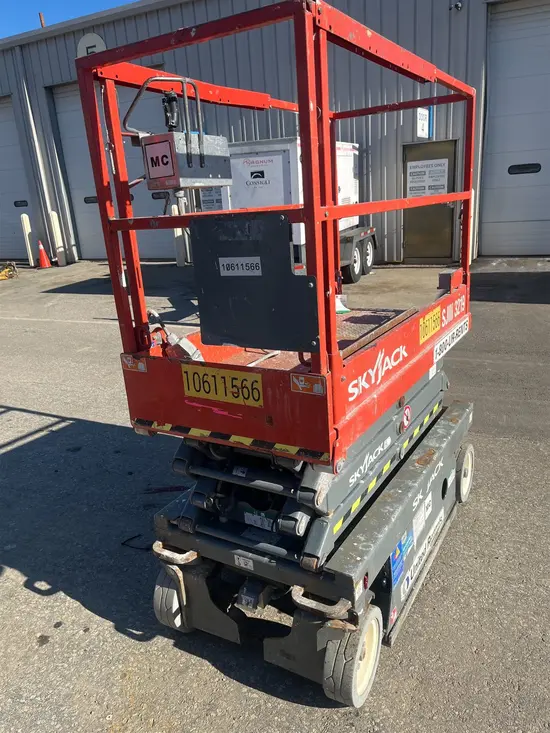 2017 Skyjack SJIII3219 Scissor Lift