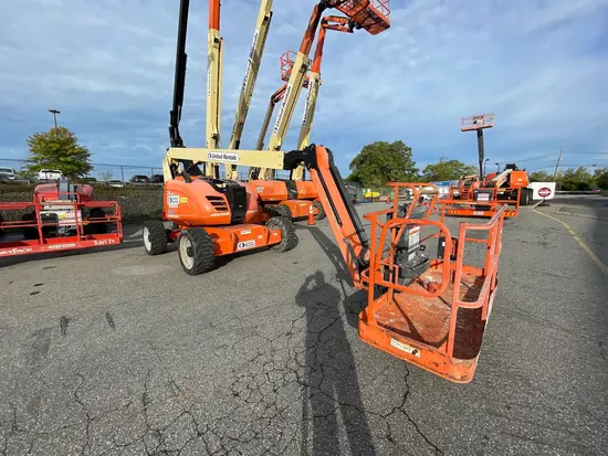 2017 JLG 600AJ Articulating Boom Lift