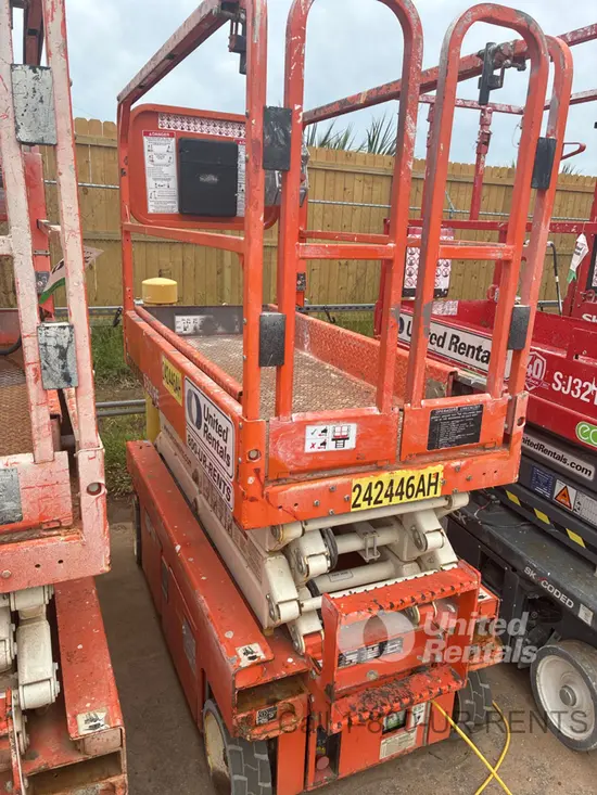 2019 Snorkel S3219E Scissor Lift