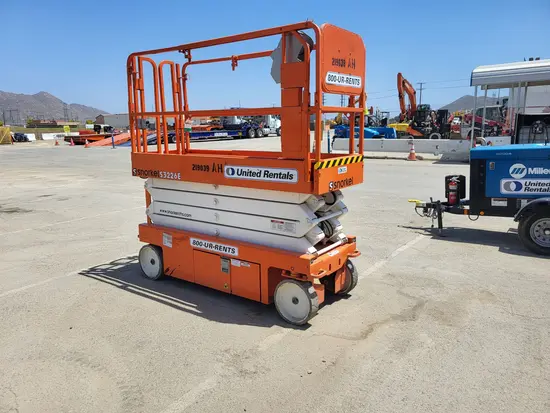 2018 Snorkel S3226E Scissor Lift