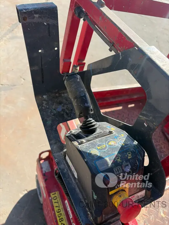 2018 MEC 1330SE Scissor Lift