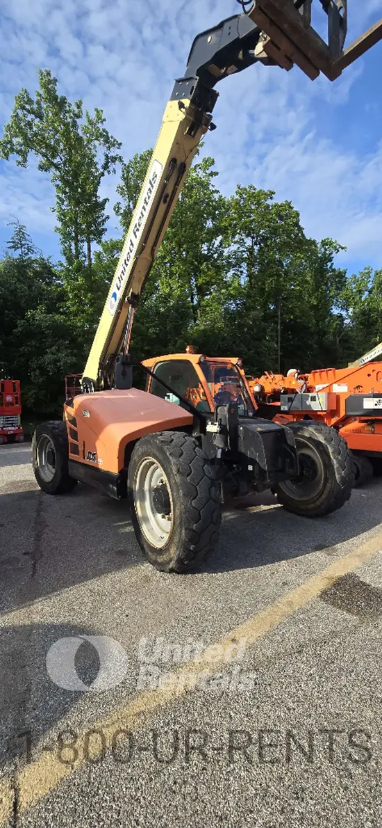 2017 JLG 742 Forklift
