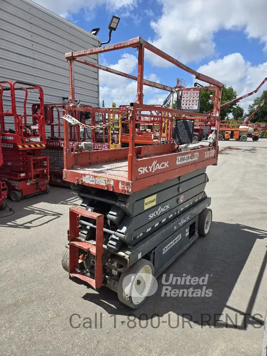 2018 Skyjack SJIII3226 Scissor Lift