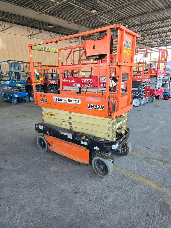 2017 JLG 1932R Scissor Lift