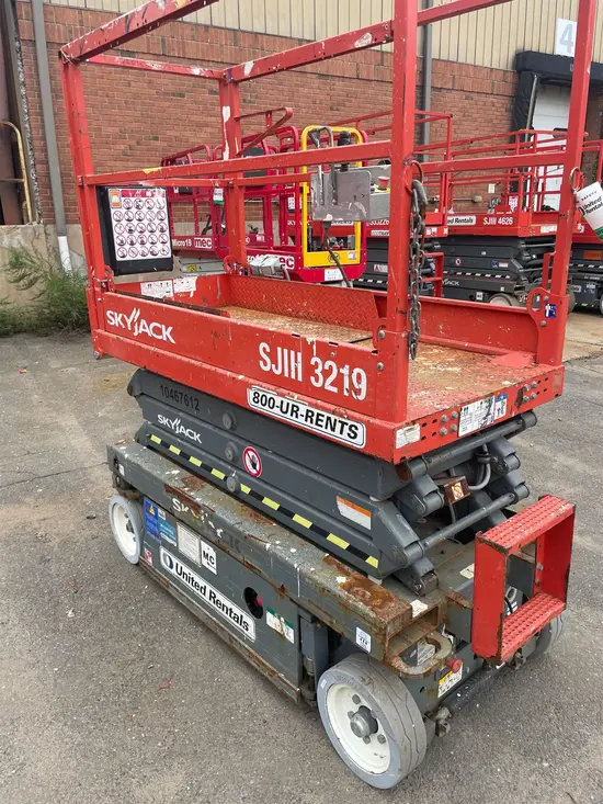 2016 Skyjack SJIII3219 Scissor Lift