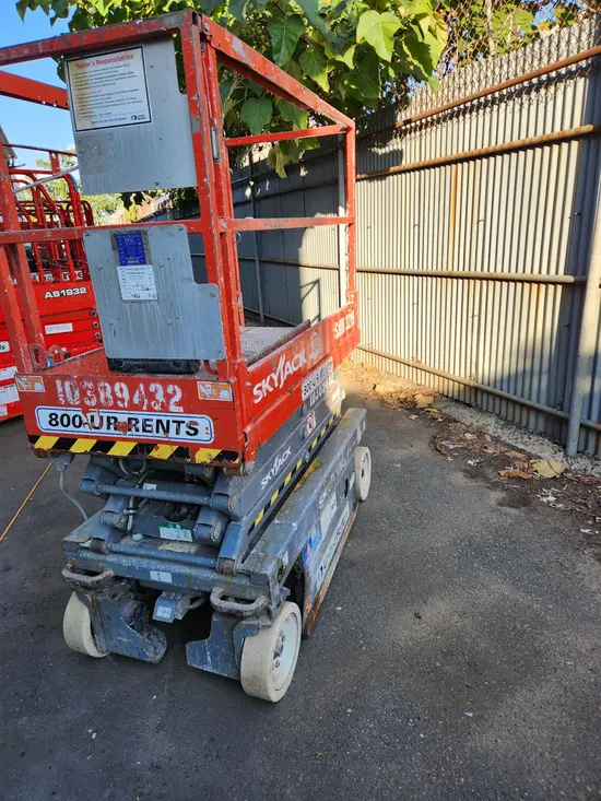2015 Skyjack SJIII3219 Scissor Lift
