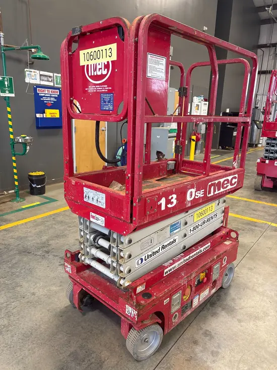 2017 MEC 1330SE Scissor Lift