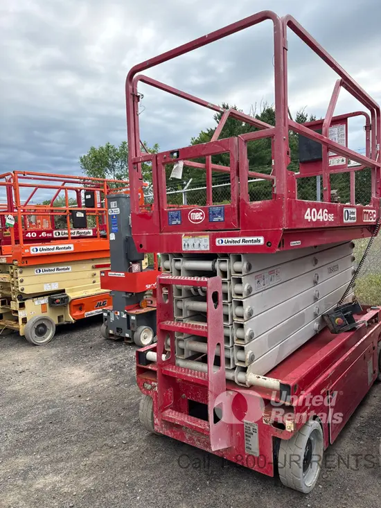 2017 MEC 4046SE Scissor Lift