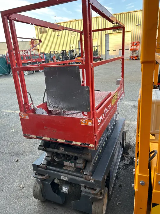 2018 Skyjack SJIII3219 Scissor Lift