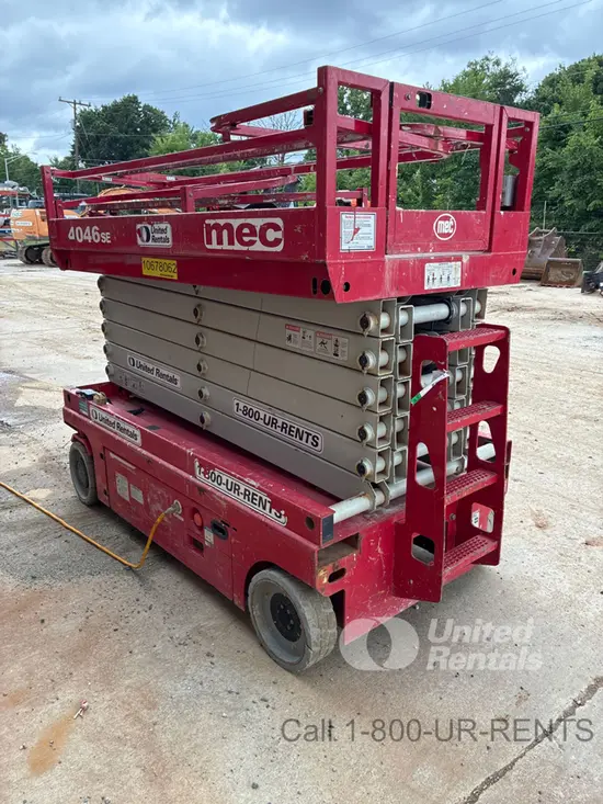 2017 MEC 4046SE Scissor Lift
