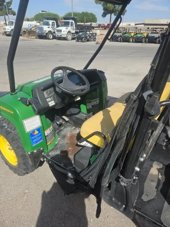 2021 John Deere XUV855MS4 Utility Vehicle