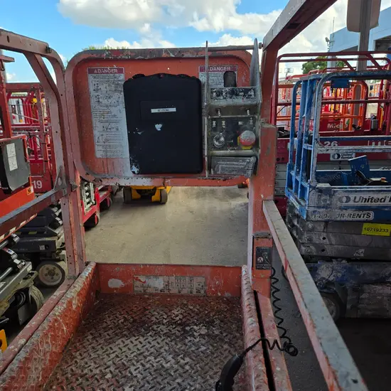 2018 Snorkel S3219E Scissor Lift
