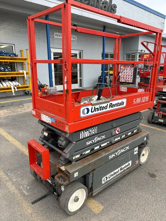2018 Skyjack SJIII3219 Scissor Lift