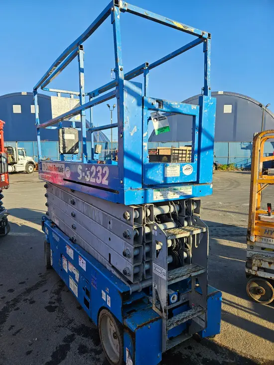 2016 Genie GS-3232 Scissor Lift