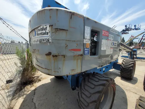 2015 Genie S-85 Boom Lift