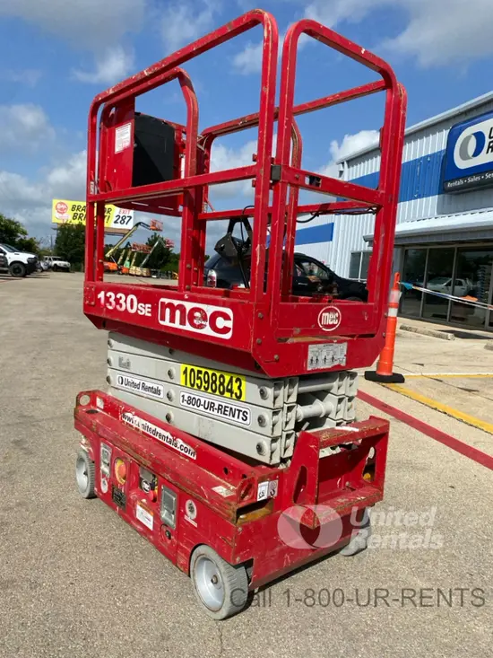 2017 MEC 1330SE Scissor Lift