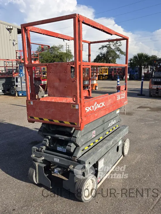 2018 Skyjack SJIII3219 Scissor Lift