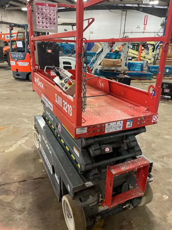 2016 Skyjack SJIII3219 Scissor Lift