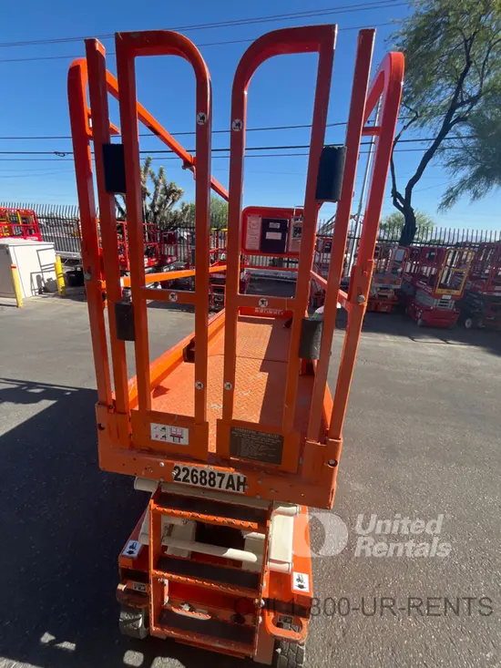 2019 Snorkel S3226E Scissor Lift
