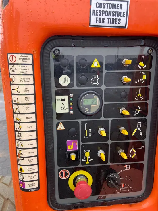 2015 JLG E450AJ Articulating Boom Lift