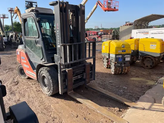 2021 Toyota 8FD45U Warehouse Forklift