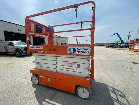 2018 Snorkel S4732E Scissor Lift