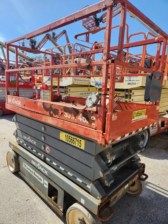 2017 Skyjack SJIII4632 Scissor Lift