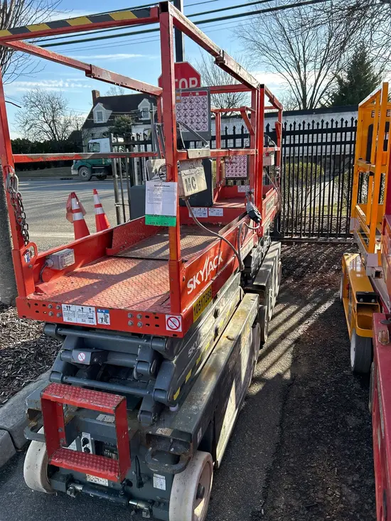 2016 Skyjack SJIII3219 Scissor Lift