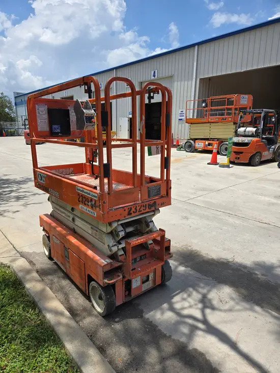2019 Snorkel S3219E Scissor Lift