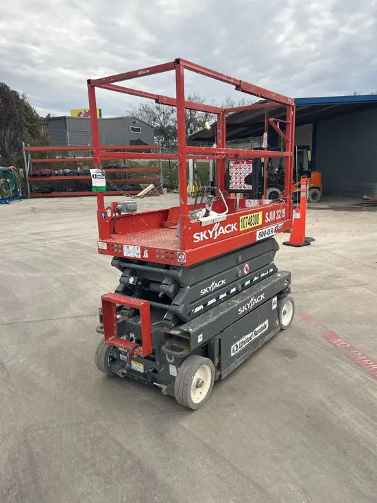 2018 Skyjack SJIII3219 Scissor Lift