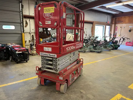 2019 MEC 1330SE Scissor Lift
