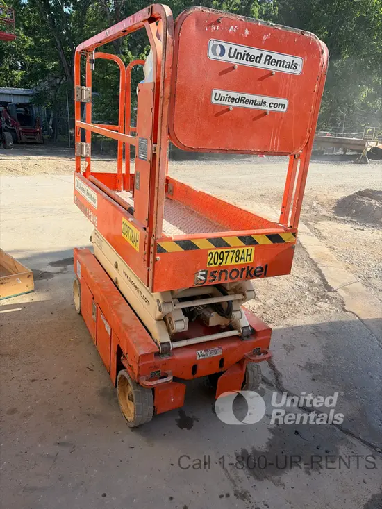 2018 Snorkel S3219E Scissor Lift